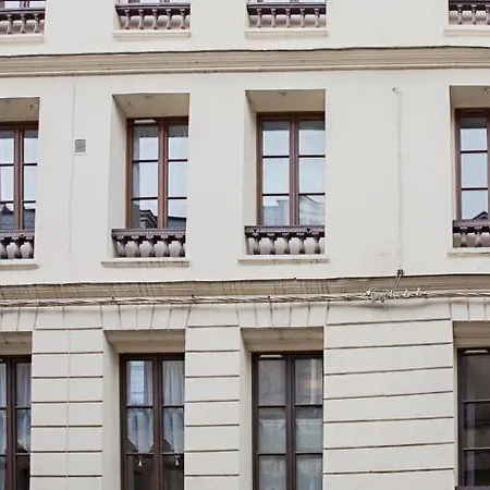Avec Terrasse *